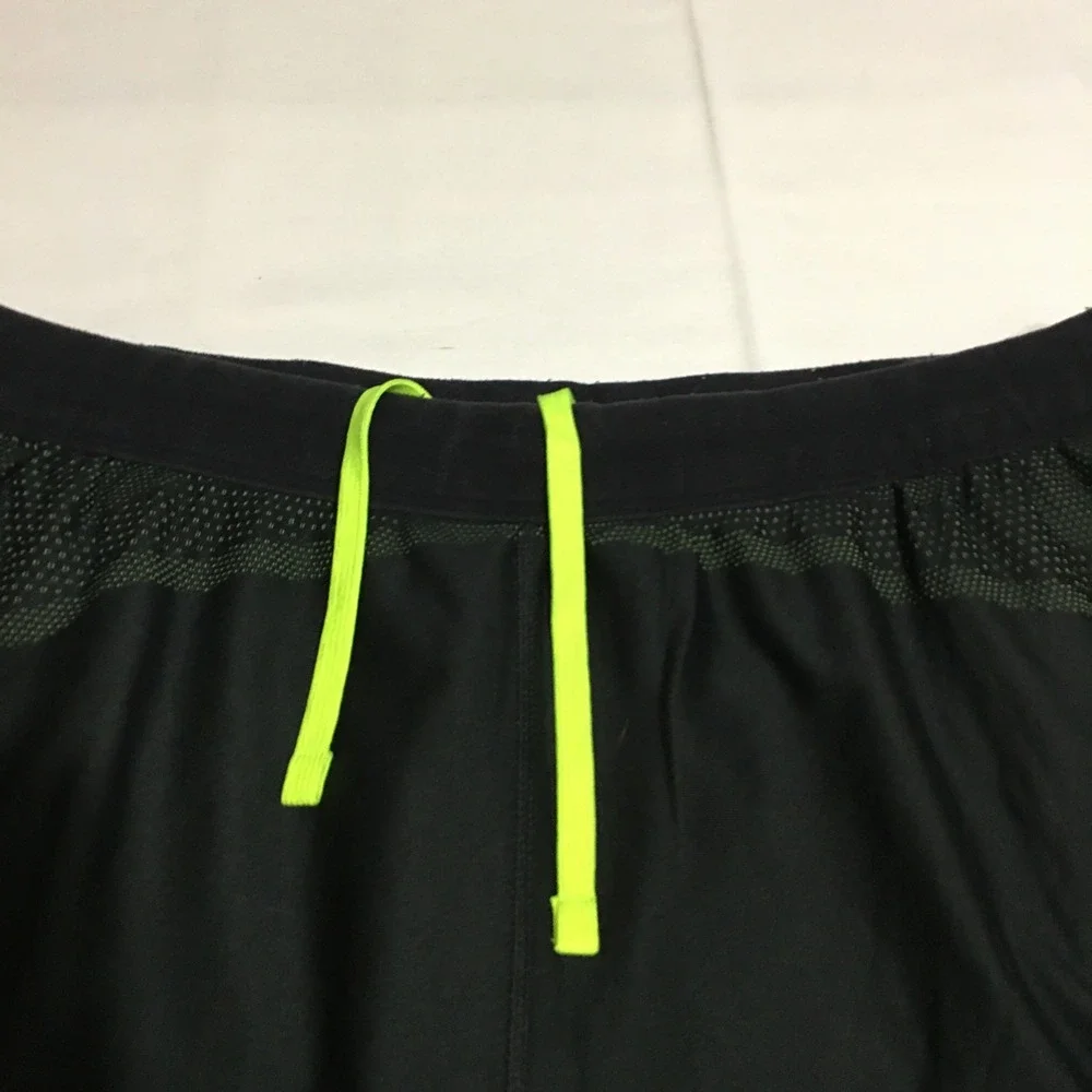 Nike Men's Flyknit Football Soccer Shorts Size 2XL Black Green Mesh